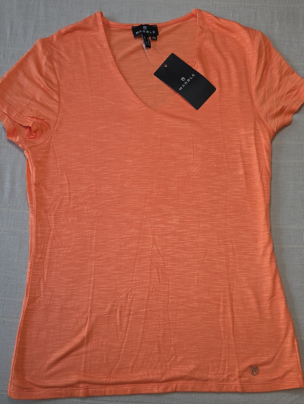 Marble Fashion Scotland Coral V-Neck Slub Tee Size XS